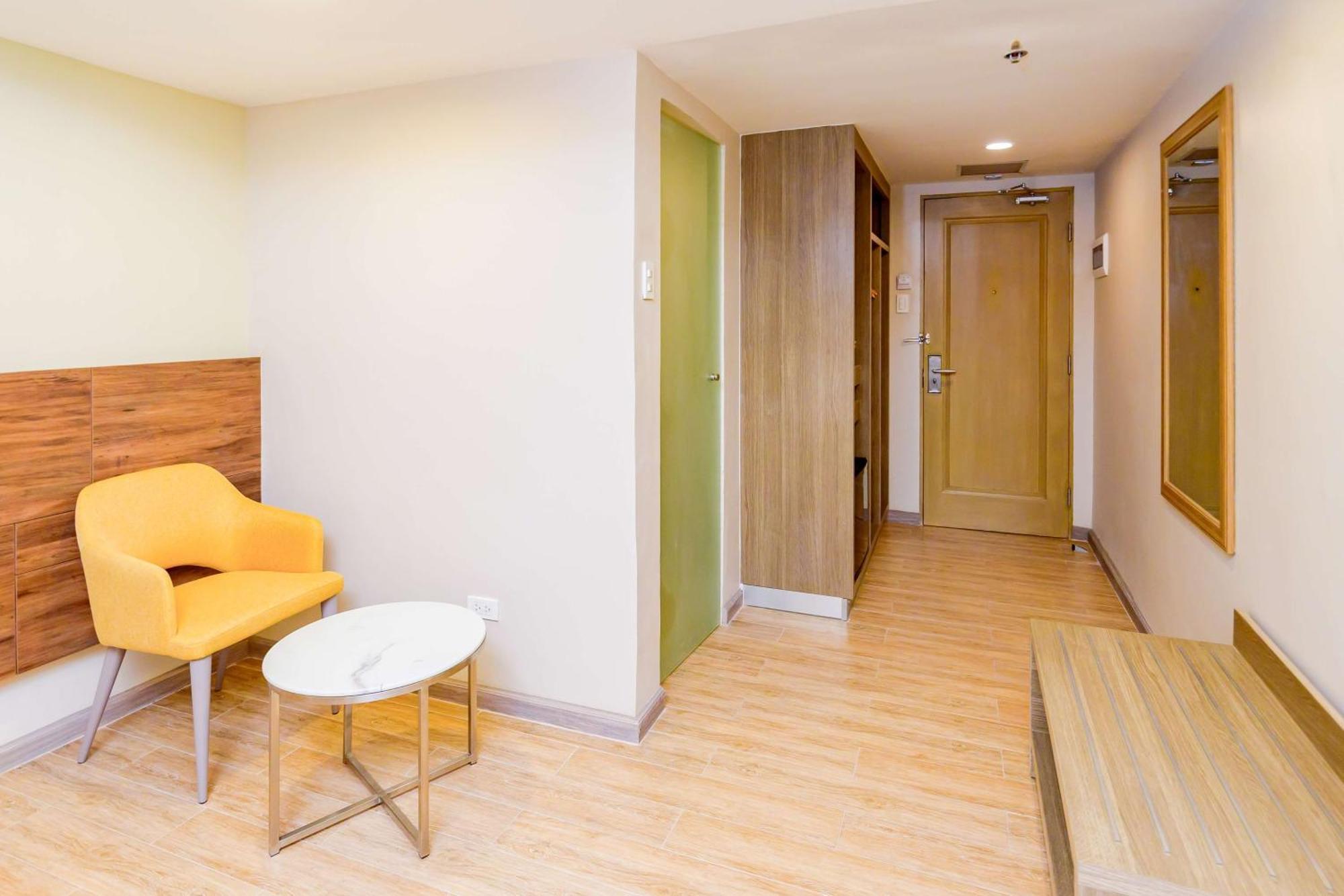 Surestay Plus By Best Western Cebu City Bagian luar foto